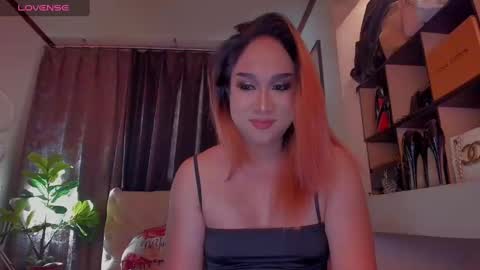 Snapshot of iamjazzmine chatting on March 4, 6:15 am Miss Jazzmine online show from March 4, 6:15 am