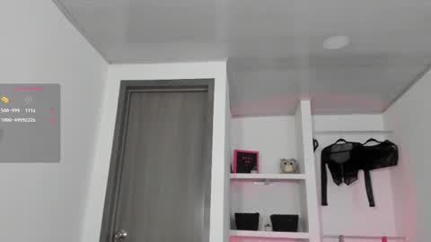    online show from September 16, 7:39 pm