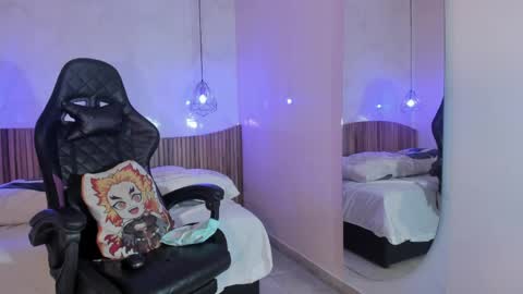 Nayuta online show from March 25, 9:32 pm