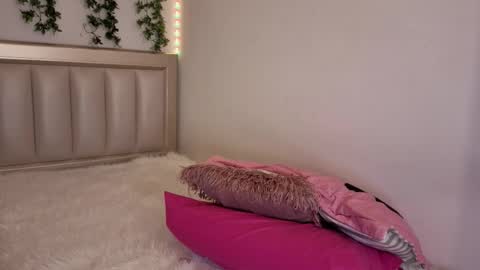 Nyxy online show from January 6, 5:28 pm