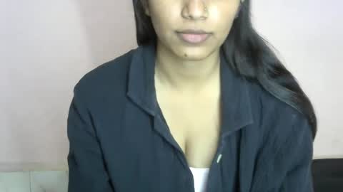 iamHotTaara online show from February 27, 7:08 am
