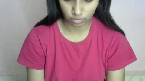iamHotTaara online show from February 9, 3:53 am