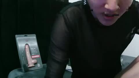 Thiago online show from November 11, 3:20 am