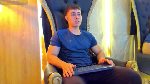 Ian dubois online show from October 6, 12:34 pm