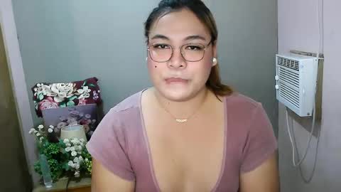 iana online show from February 1, 6:32 am