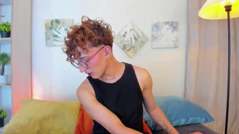 ian  online show from December 19, 5:58 am