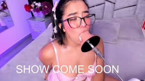 Ibbie Bennett online show from October 19, 3:33 am