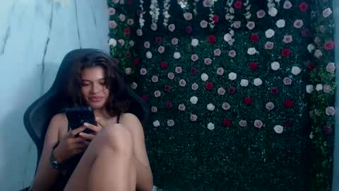 ice_199 online show from October 20, 4:39 am