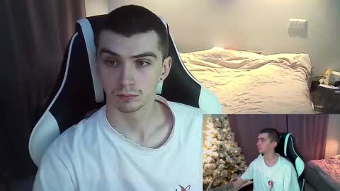 MAX online show from January 12, 2:09 pm