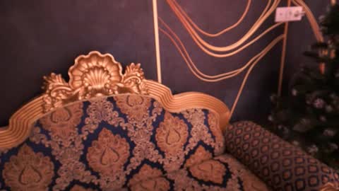 Danielle online show from January 9, 2:33 pm