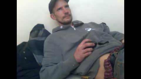 Snapshot of icetwerller chatting on March 10, 8:56 pm icetwerller online show from March 10, 8:56 pm