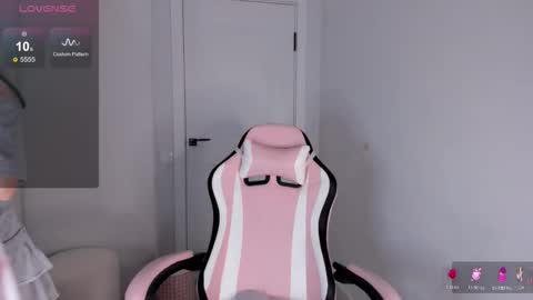 Hitomi   online show from December 1, 12:36 pm