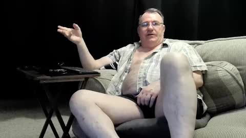 Snapshot of icihristopher chatting on February 28, 4:21 am Christopher online show from February 28, 4:21 am