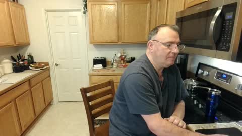 Snapshot of icihristopher chatting on February 25, 6:44 pm Christopher online show from February 25, 6:44 pm