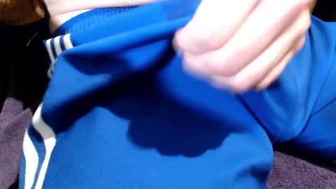 icky_thumps online show from May 16, 5:04 am