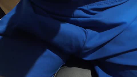 icky_thumps online show from January 24, 9:15 pm