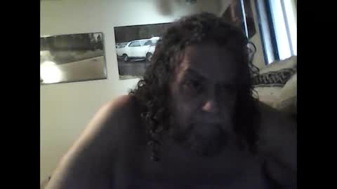 icu2try2xs2 online show from March 5, 11:05 pm
