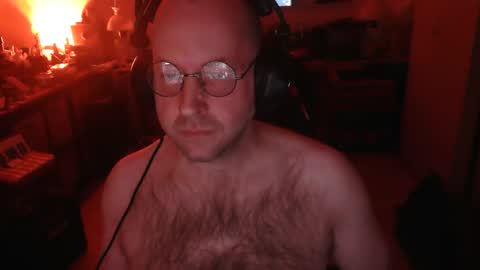 icum4ladies2021 online show from January 10, 6:52 am