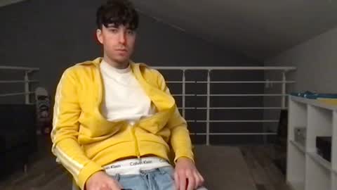 icyninesix online show from February 4, 8:59 pm