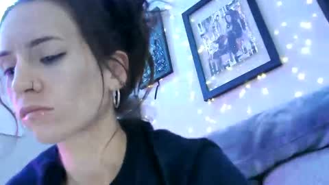 icyspice online show from October 3, 10:45 am