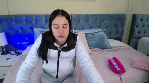 Icy online show from January 12, 11:50 am