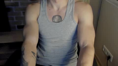 yo online show from December 3, 8:31 pm