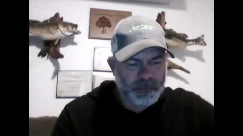 idkwhyidothis348732 online show from January 7, 6:03 pm