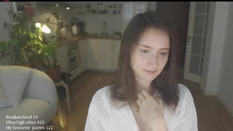 Belle online show from September 28, 11:30 am