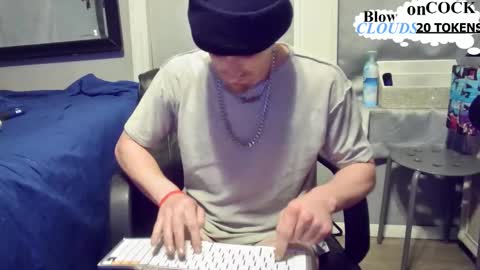 Amiri Roue online show from December 27, 10:34 am