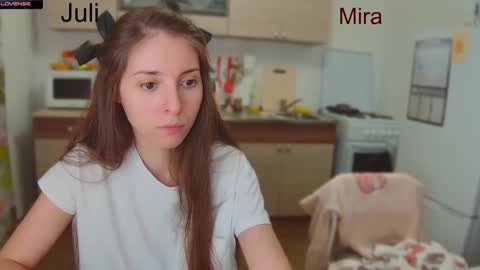 Julia and Mira online show from January 7, 7:59 pm
