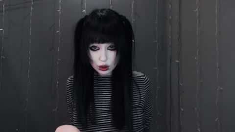 iiiiiiis online show from March 20, 2:22 pm