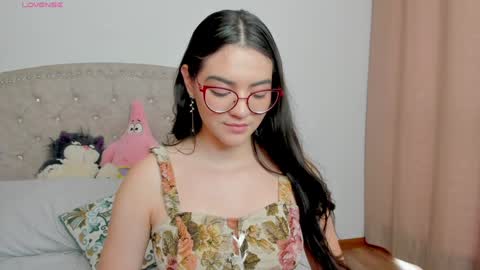 Maria online show from February 7, 7:59 pm