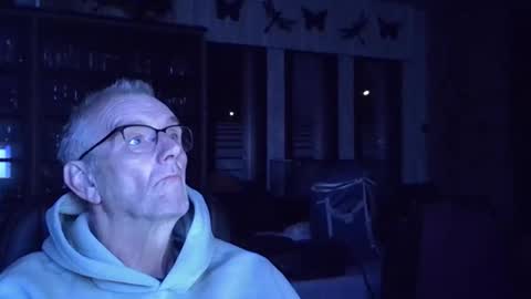 ikwiljeneuken123 online show from March 3, 3:57 am