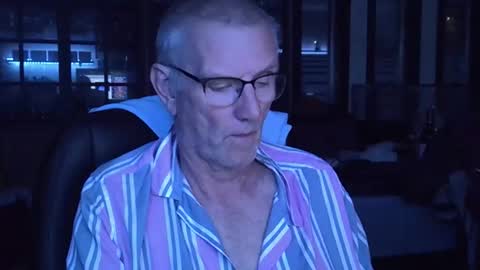 ikwiljeneuken123 online show from March 7, 4:34 am