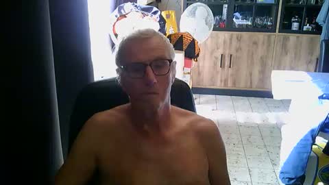 Snapshot of ikwiljeneuken123 chatting on September 23, 9:47 am ikwiljeneuken123 online show from September 23, 9:47 am