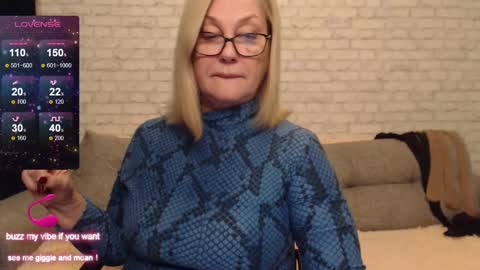 Snapshot of ilariacetoi chatting on February 4, 3:57 pm IlariaCetoi online show from February 4, 3:57 pm