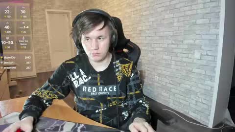 iliaskris online show from March 7, 6:33 pm