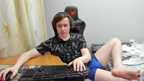 iliaskris online show from April 1, 5:10 pm