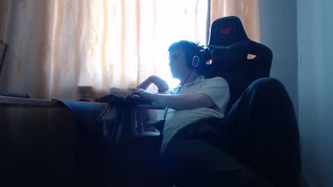lord online show from July 8, 1:36 pm