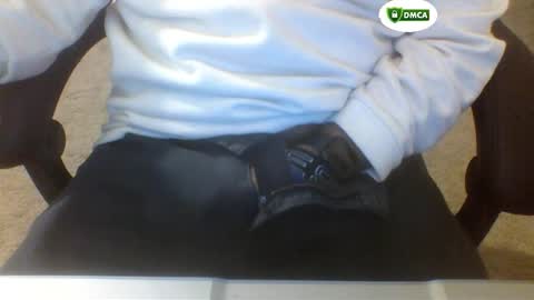 ilikecookies83 online show from December 2, 3:27 am