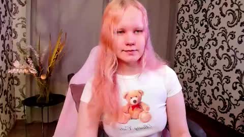 Annie online show from September 23, 3:55 am