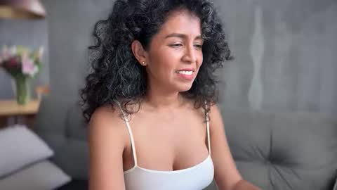 Kloe online show from November 9, 6:43 pm