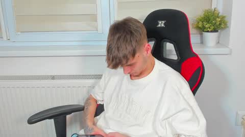 D-Illusion online show from December 12, 7:26 pm