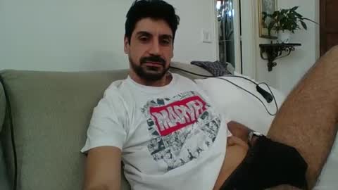 Snapshot of ilmangj90 chatting on February 6, 9:11 am ilmangj90 online show from February 6, 9:11 am