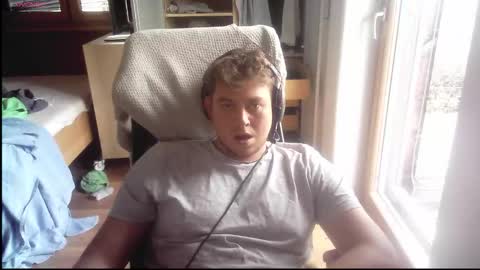 iloveyoutoo2000 online show from October 10, 12:22 pm