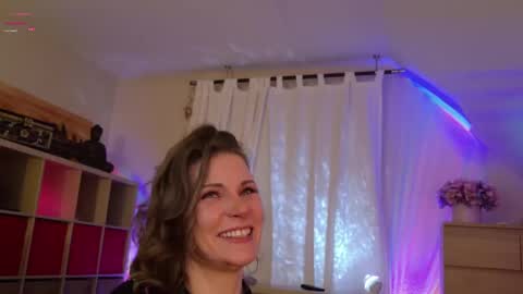 ilucyme online show from January 27, 7:03 pm