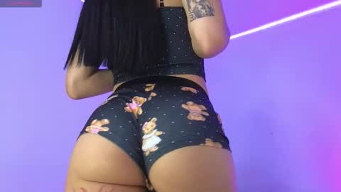 Isa Vasquez  online show from March 9, 12:26 am