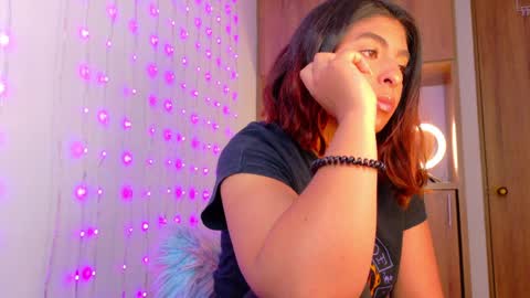 im_anna_ online show from April 8, 9:51 pm