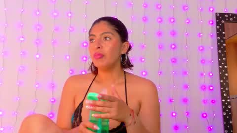 im_anna_ online show from March 11, 4:43 pm