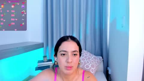 Snapshot of im_antonia chatting on March 5, 8:21 pm LUCY online show from March 5, 8:21 pm